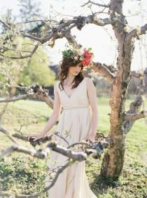 wedding photo - Elegant Organic Mother Nature Inspired Shoot 