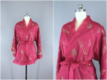 wedding photo - Silk Kimono Cardigan / Kimono Jacket / Vintage Indian Sari / Short Robe Dressing Gown Wedding / Boho Bohemian Embroidered Pink Chiffon