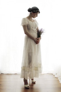 wedding photo - Custom Made Retro Design White Floor Length Chiffon Lace Wedding Dress
