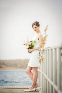 wedding photo - Mode für den schönsten Tag: Schleifenfänger - Hochzeitsblog Lieschen heiratet