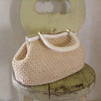 wedding photo - Vintage crochet bag Wedding clutch Vintage purse Crochet purse Ivory clutch Crochet bag Wedding accessory bag Formal clutch Ivory purse
