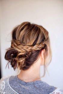 wedding photo - 18 Boho Chic Updos For Every Occasion