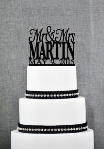 wedding photo - Modern Last Name Wedding Cake Topper with Date, Unique Personalized Wedding Cake Topper, Elegant Mr and Mrs Wedding Cake Topper- (S017)