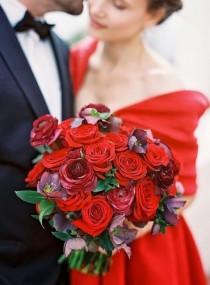 wedding photo - Lady In Red