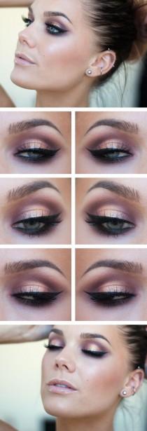 wedding photo - Simple Yet Stylish Light Makeup Ideas To Try For Daily Occasions