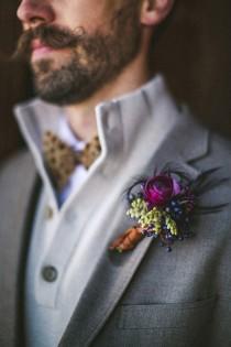 wedding photo - Feather And Wood Wedding Inspiration