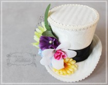 wedding photo - Mini Top Hat , Flower Mini Hat , Mini Hat, Wedding Fascinator, Wedding Hat , Tea Party Hat , Bridal Shower, Veil Alternative, Mad Hatter Hat