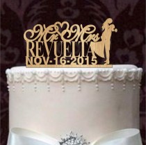 wedding photo -  rustic wedding Cake Topper, Custom Cake Topper, Personalized, Monogram, natural wood, Bride Groom, Deer cake topper, silhouette,decor,Mr&Mrs