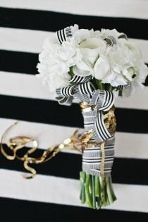 wedding photo - I Love Black & White Striped Accents. Great Bouquet!