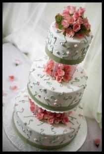 wedding photo - Wedding Cakes, Green. Indian Wedding Magazine
