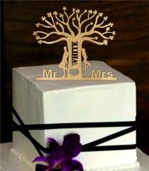 wedding photo -  Rustic Wedding Cake Topper - Personalized wedding cake topper - Silhouette wedding cake topper - Tree of life - Monogram Cake Topper - bride