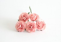 wedding photo - 25 pcs - Peachy pink mulberry paper BIG 4 cm ROSES / wholesale pack