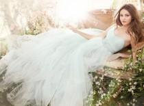 wedding photo - 20 Modern Wedding Gowns Inspired By Frozen