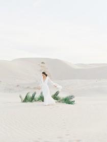 wedding photo - Minimalist Sand Dunes Wedding Inspiration 
