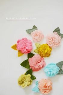 wedding photo - Diy: Rosy Posy Flower Felt Clip