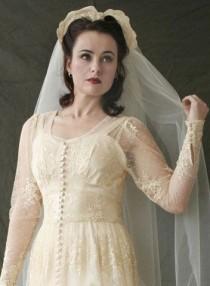 wedding photo - Lillian: Vintage Inspired And Retro Clothing