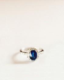 wedding photo - Beautiful Sapphire Ring