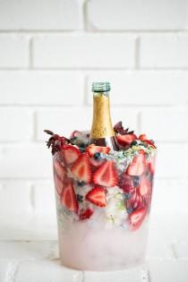 wedding photo - Charming DIY Floral Ice Bucket