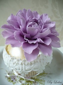 wedding photo - Dahila Cupcake