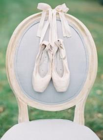 wedding photo - 15 Romantic   Sophisticated Details For A Ballet-Inspired Wedding
