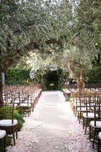 wedding photo -  An Enchanted Forest Wedding At The Beverly Hills Hotel