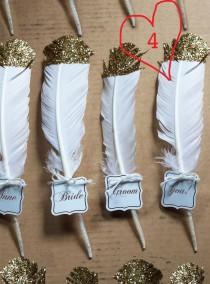 wedding photo - PARTYLISS: DIY Glittered Feather Place Cards