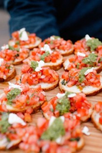 wedding photo - 25 Most Delicious Cocktail Hour Appetizers Your Guests Will Love 