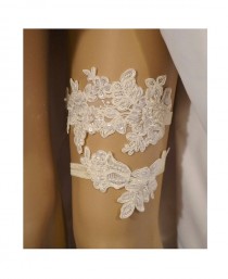 wedding photo -  Lace Wedding Garter Set, Wedding Garter, Ivory Beaded Lace Bridal Garter Set, Ivory Lace Wedding Garter Set, Vintage Style Garter Set