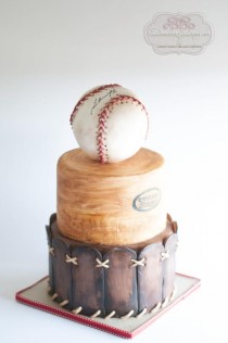 wedding photo - Vintage Stylized Baseball Cake