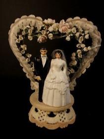 wedding photo - Vintage Bride And Groom In 2 Heart Background Cake Topper 