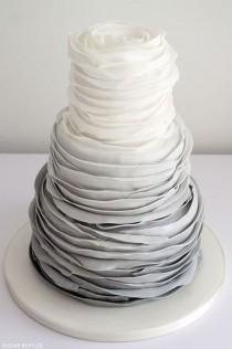 wedding photo - 10 Alternative Wedding Cake Ideas That Are A Little Bit Different And A Whole Lot Of Yummy