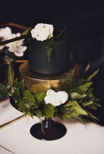 wedding photo - Formal Two-Tiered Black And Gold Cake