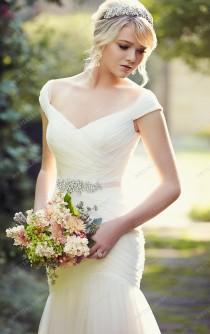 wedding photo -  Essense of Australia Wedding Dress Style D1802