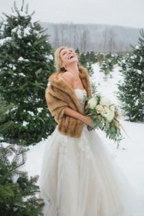 wedding photo - 10 Elegant Winter Brides