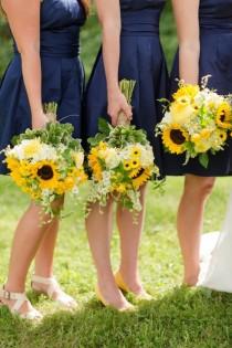 wedding photo - Alternative Summer Wedding Bouquets