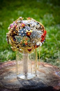 wedding photo -  20 Cute And Quirky Wedding Bouquet Ideas