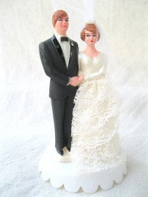 wedding photo - Vintage Bridal Couple Cake Topper Retro 70's Wedding Decor From Tessiemay