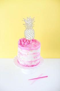 wedding photo - Pineapple Cake Topper