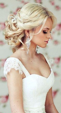 wedding photo - Gorgeous Wedding Hairstyles For Every Bride