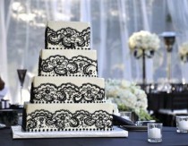 wedding photo - Black And White Wedding Cakes 
