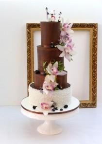 wedding photo - Romantic Chocolate Wedding Cake.