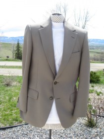 wedding photo - 1970s Slim Cut Polyester Khaki Green  Johnny Carson Suit Coat  Size Small (36-38)