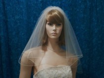 wedding photo - short  two tier circle cut bridal veil