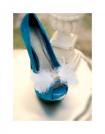 wedding photo - Shoe Clips White / Ivory Bow. Winter Formal Wedding, Ostrich Plumes. Bride Bridal Bridesmaid, Elegant Delicate, Edgy Bold Rockabilly Couture