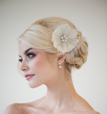 wedding photo - Feather Fascinator, Bridal Fascinator, Wedding Hair Flower, Bridal Headpiece - DANIELLE