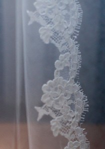wedding photo - French Alencon Narrow Lace Swatch Sample