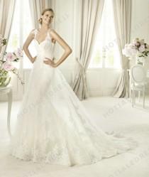 wedding photo -  Bridal Gown - Style Pronovias Petunia Sweetheart Neckline