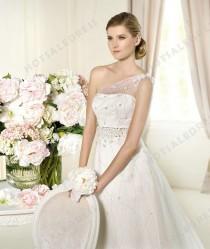 wedding photo -  Bridal Gown - Style Pronovias Ursula Tulle Embroidery A-Line