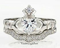 wedding photo - Sterling Silver Claddagh Ring