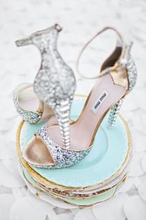 wedding photo - 20 Wedding Shoes That Wow